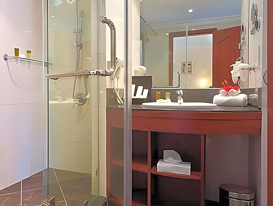 Jalsa Beach Hotel & Spa