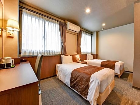 Deluxe Twin Room - Non-Smoking