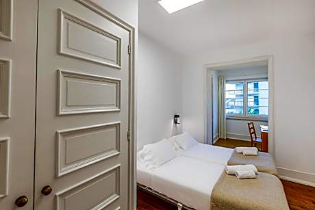 Twin Room with Private Bathroom