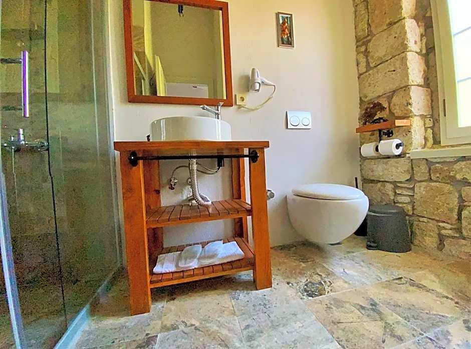 Oberj d'Azur Alacatı