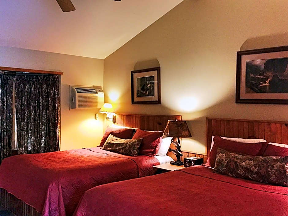 Photo 1 of 6 of Deluxe 1 Queen Bed