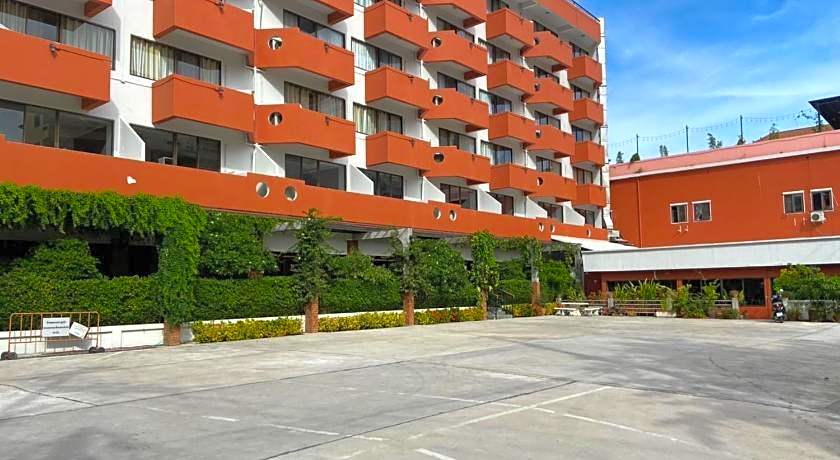 JOMTIEN longstay hotel