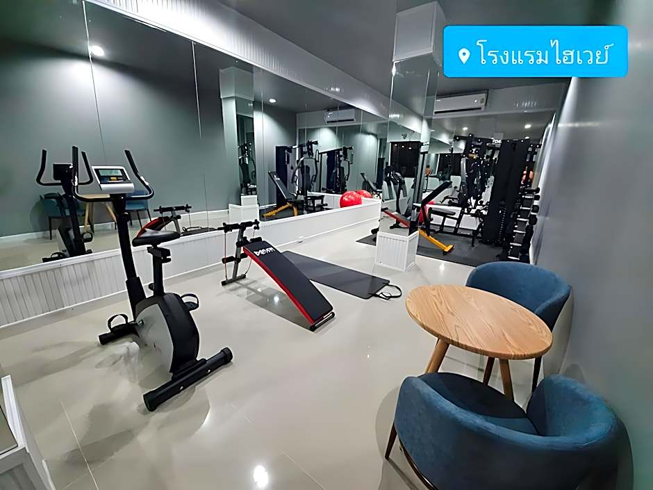 Highway Hotel Khon Kaen