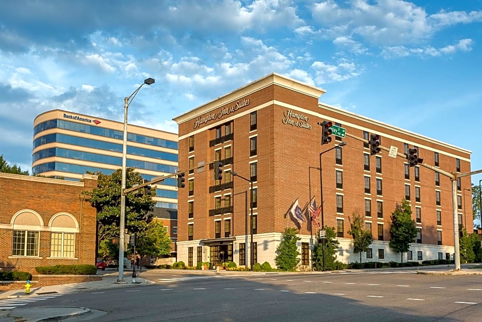 Hampton Inn By Hilton and Suites Knoxville-Downtown, TN