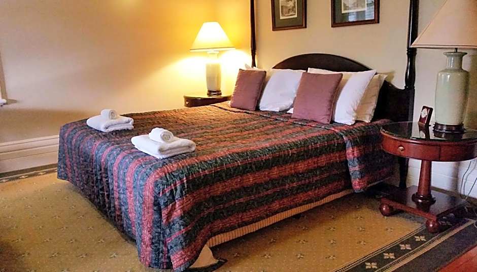 Darcy's Hotel