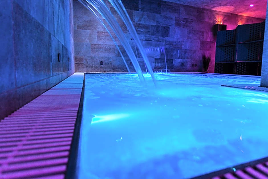 Hotel Costazzurra Museum & Spa