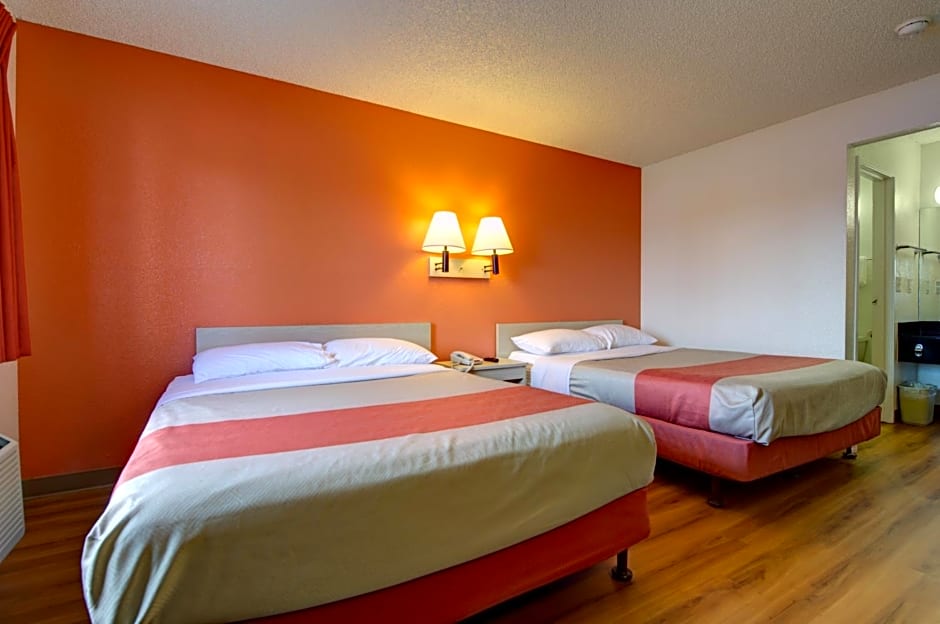 Motel 6-Seattle, WA - Airport