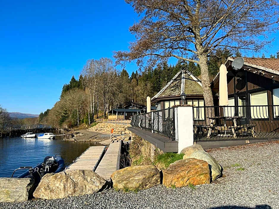 LOCH TAY HIGHLAND LODGES and GLAMPING PARK