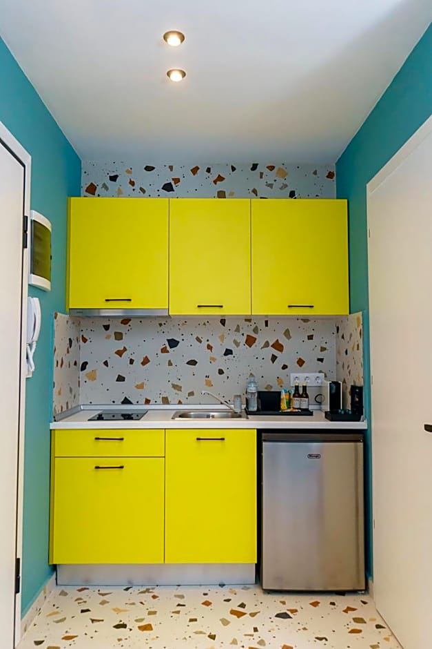 Lighthouse Apartments