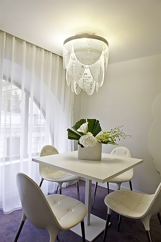 Hotel Elysée Secret