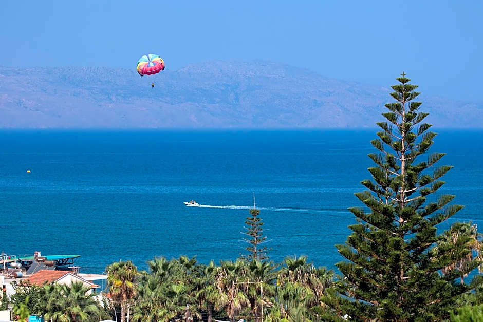 Manias Hotel Apartments