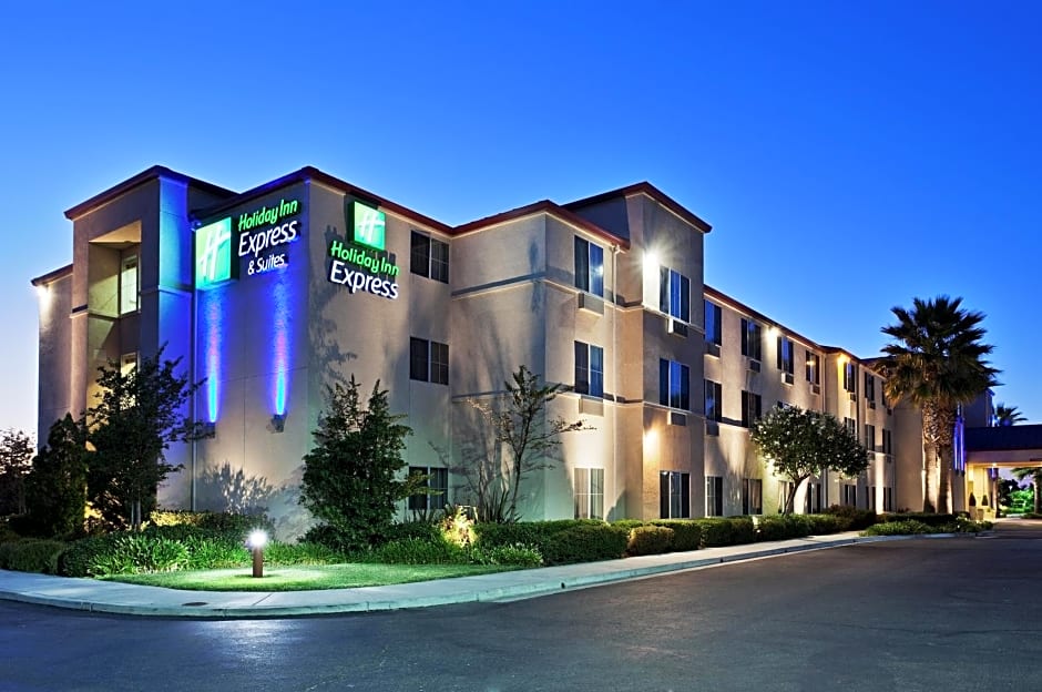 Holiday Inn Express & Suites Tracy