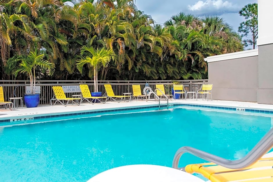 Fairfield Inn & Suites by Marriott Fort Myers Cape Coral