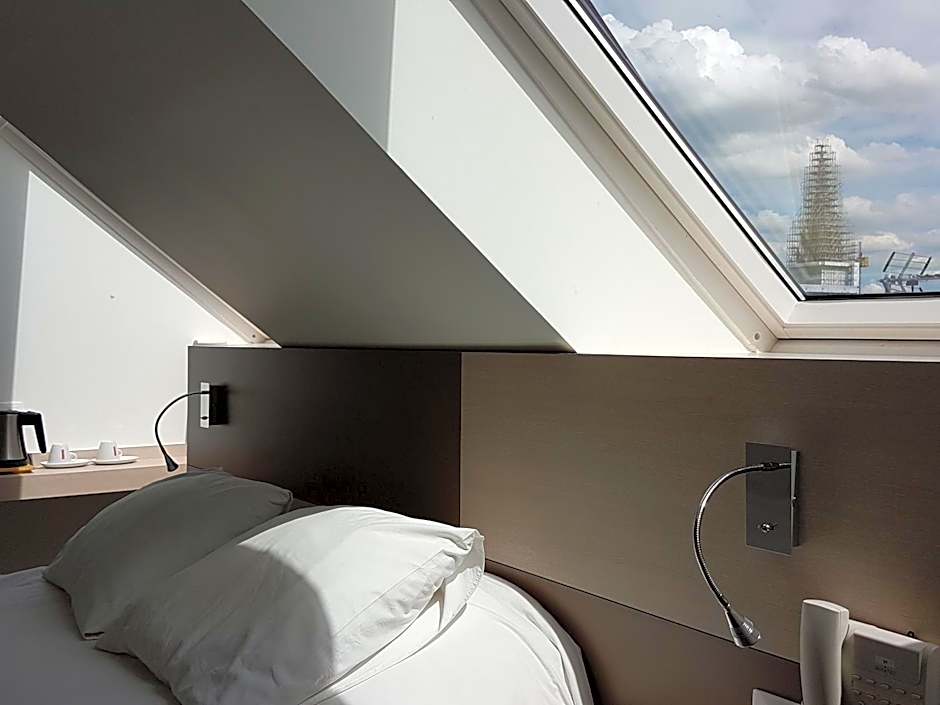 Logis Hôtel Restaurant Le Dauphin et Le Spa du Prieuré