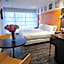 Hotel 104 Art Suites