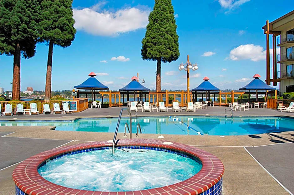 Holiday Inn - Portland - Columbia Riverfront By IHG