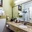 CasaBlanca Inn & Suites Houston - Spring