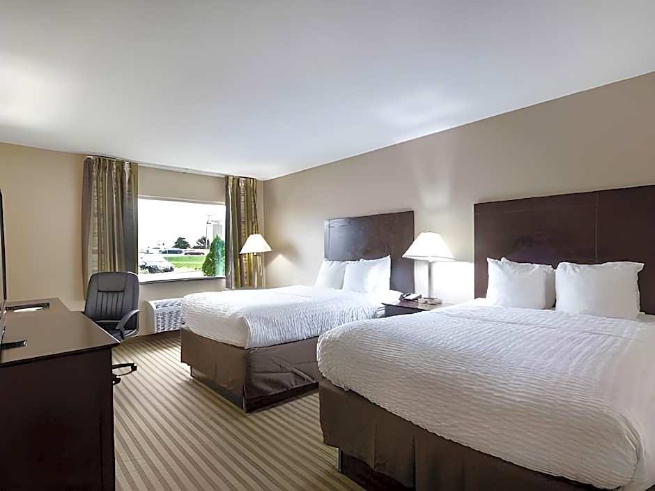 Clarion Hotel Beachwood-Cleveland