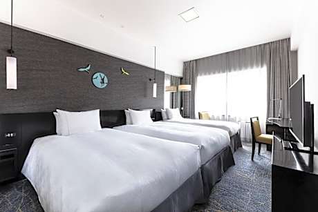 Superior Twin Room( 2 Single beds + 1 extra bed)