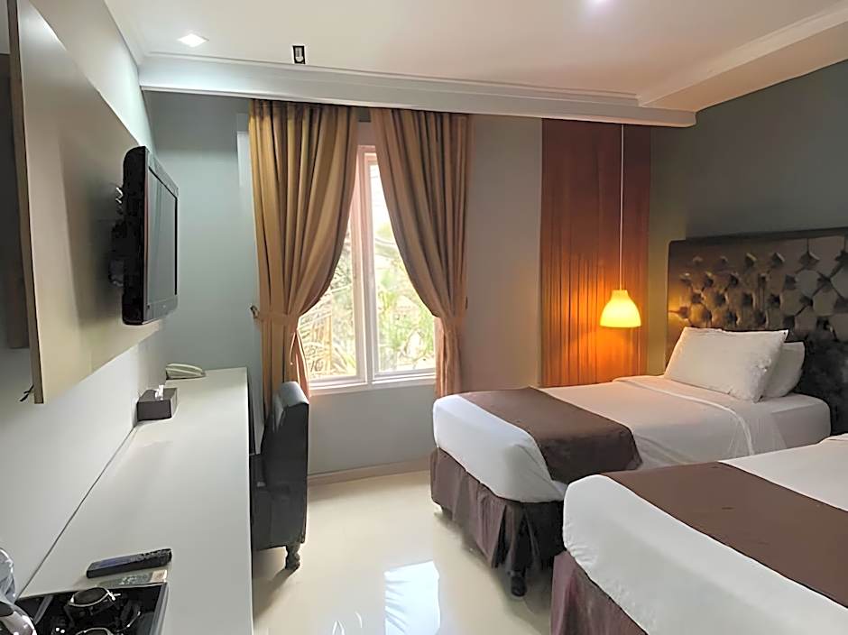 Rizen Premiere Hotel