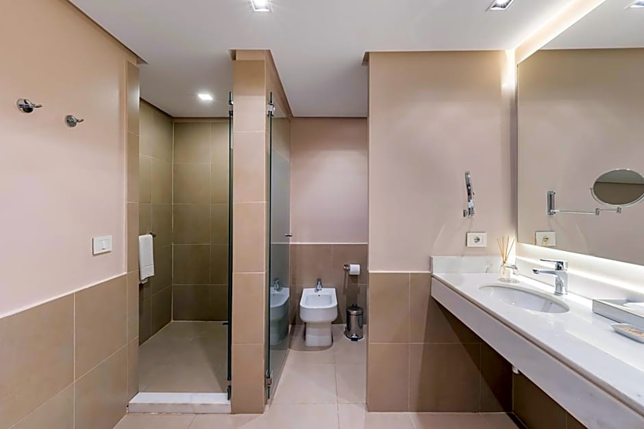 Palmaroga Hotel Asuncion, Tapestry Collection by Hilton