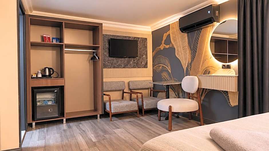 TALLES CITY HOTEL