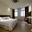 Magazine Vista Hotel Managed By The Ascott Limited