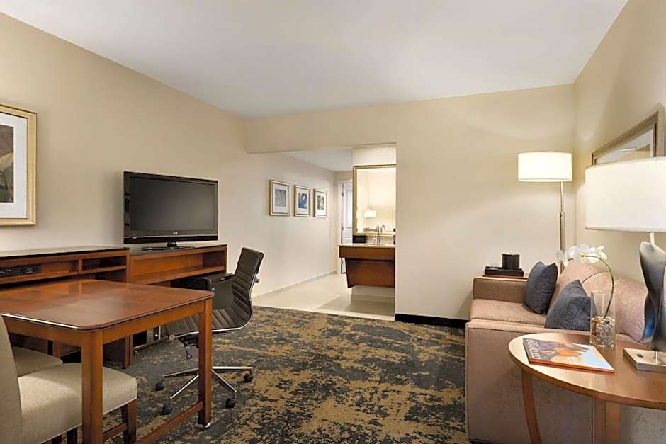 Embassy Suites By Hilton Denver Downtown Convention Center