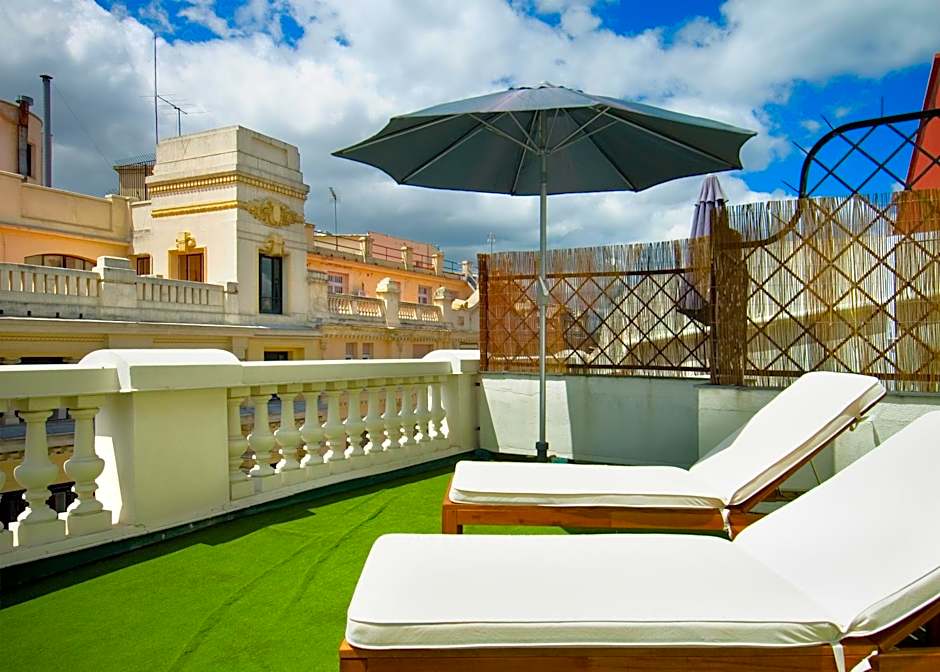 Hotel Moderno Puerta del Sol