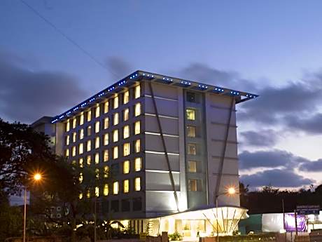 Mirage Hotel, Mumbai International Airport