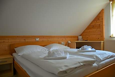 Suite with Mountain View