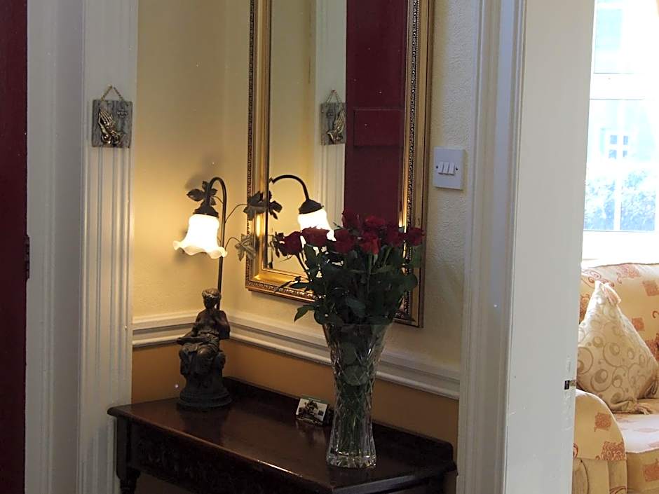 Shannonside House N37HF67