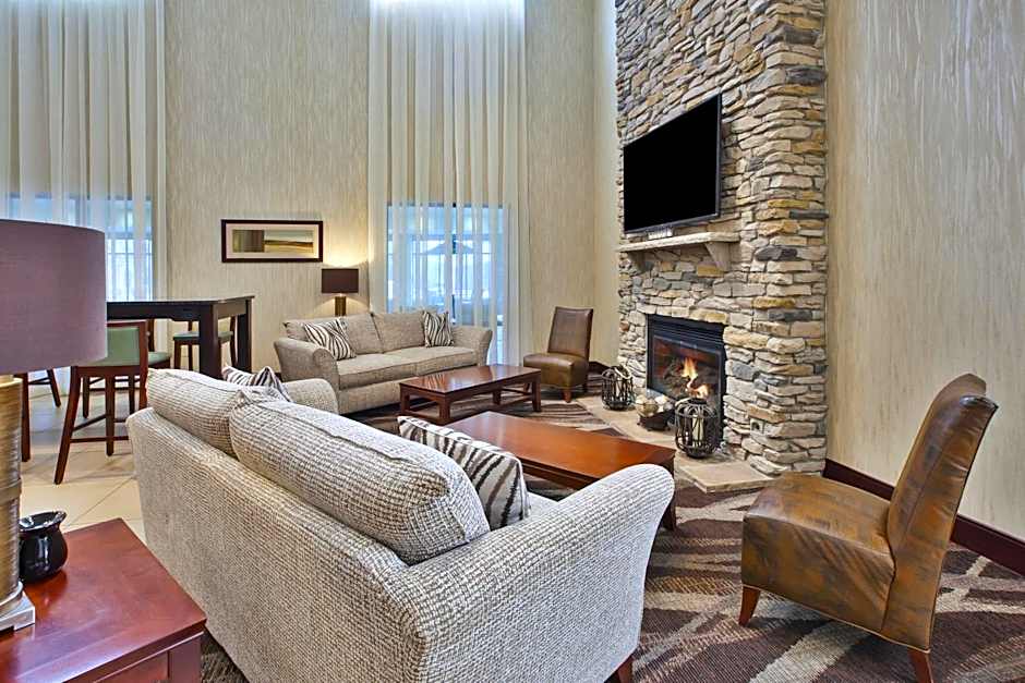Holiday Inn Express & Suites Geneva Finger Lakes By IHG