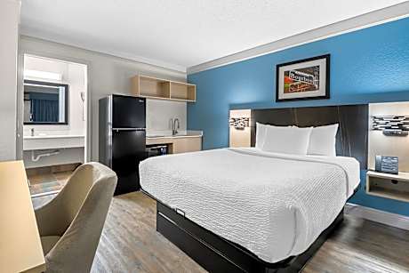 Queen Room - Disability Access/Non Smoking/Pet Friendly