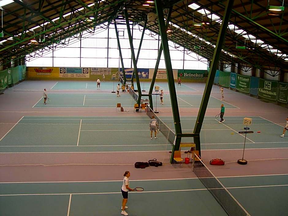 Hotel Sportcenter Fünf Dörfer AG