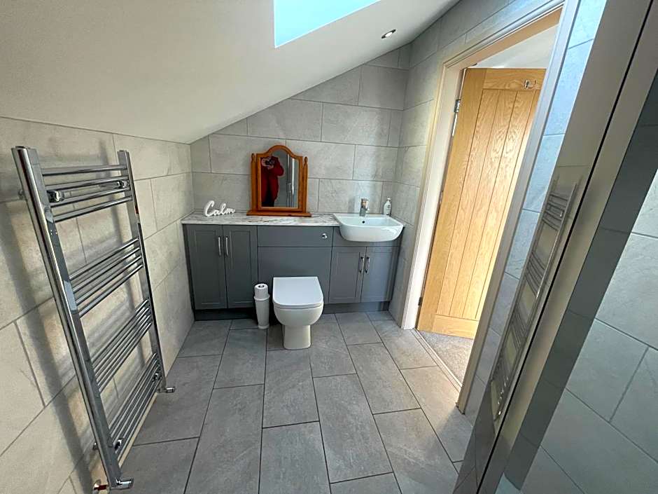 31 Cherry East Riding of Yorkshire Hot Tub & Fishing