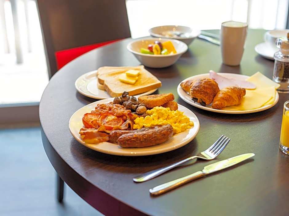 Ibis Bristol Temple Meads Hotel