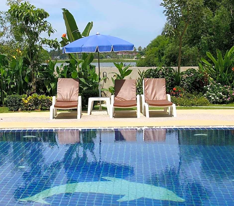 Chawenglakeview condotel 