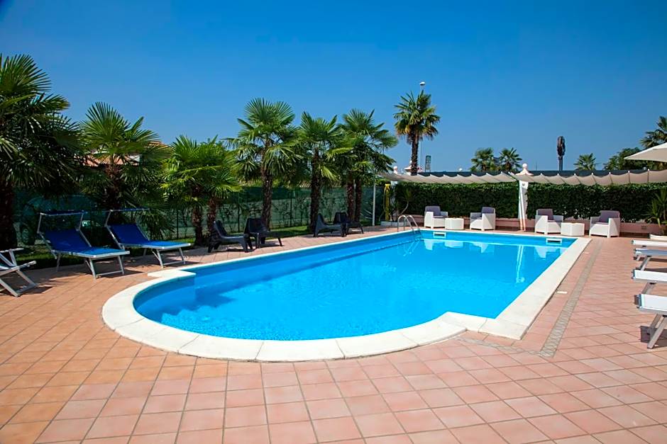 Hotel Master