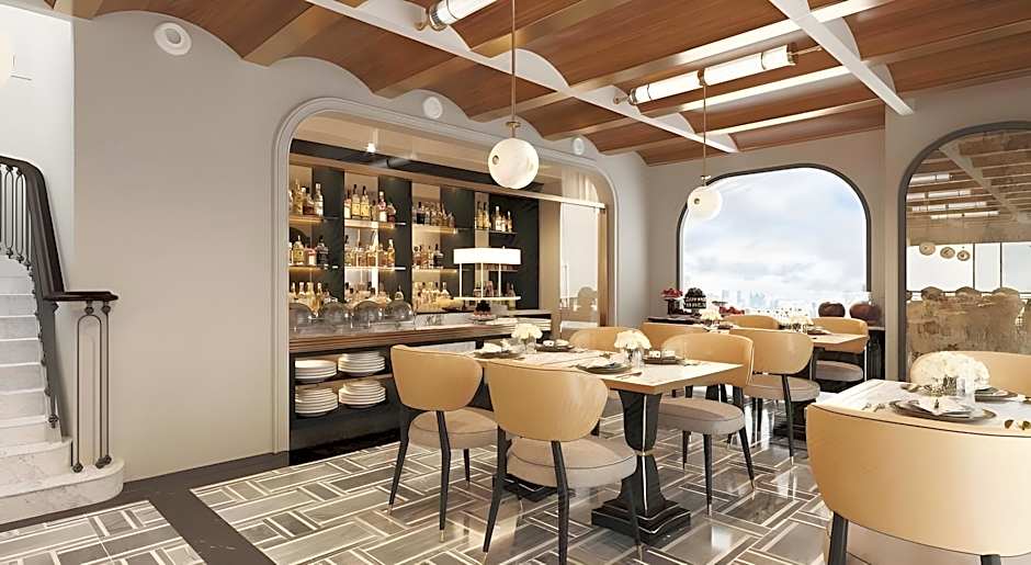 Peridot Gallery Classic Hotel