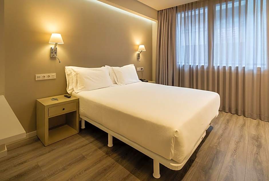 Bilbao City Center by abba Suites