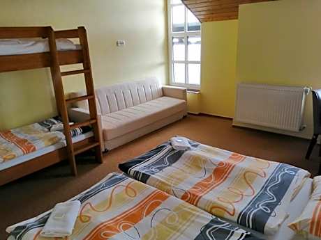 Quadruple Room with Bathroom