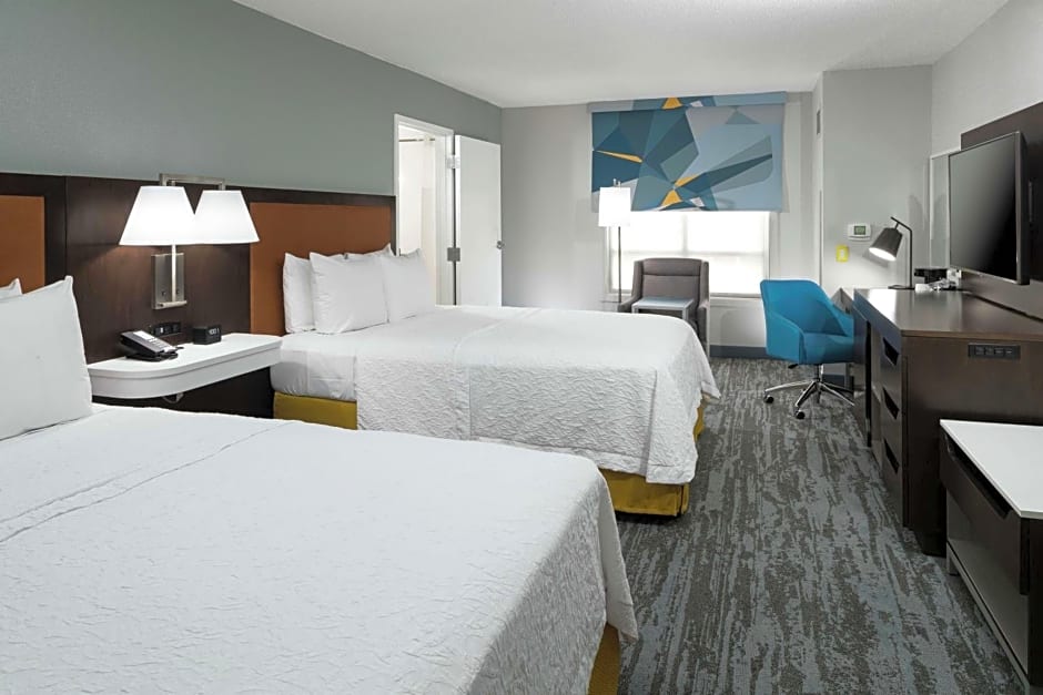 Hampton Inn By Hilton And Suites Memphis-Beale Street