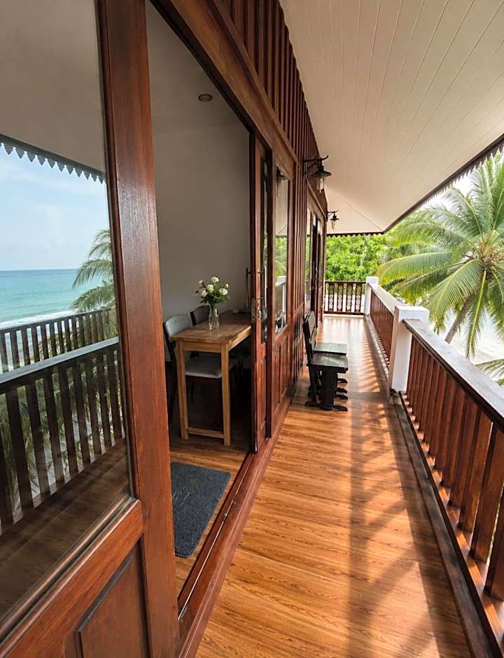 Secret Place Hotel and Restaurant