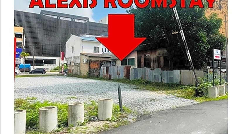 Alexis KT Roomstay