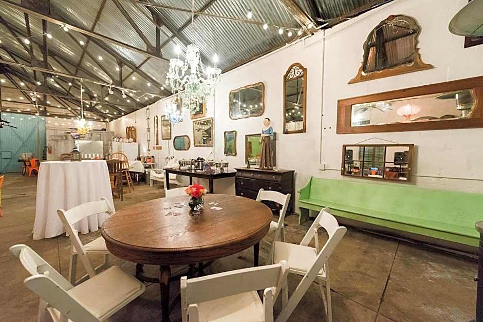 Creole Gardens Guesthouse and Inn