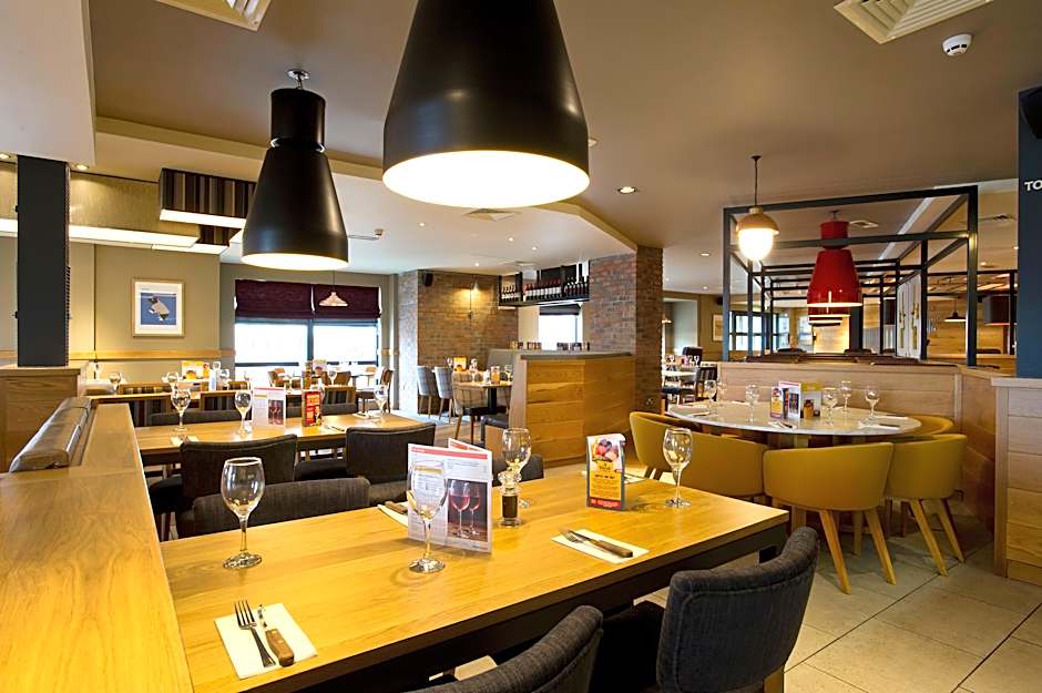 Premier Inn Stirling City Centre