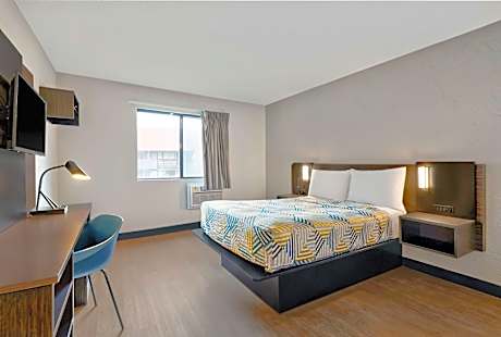 1 Full Bed | Non-Smoking