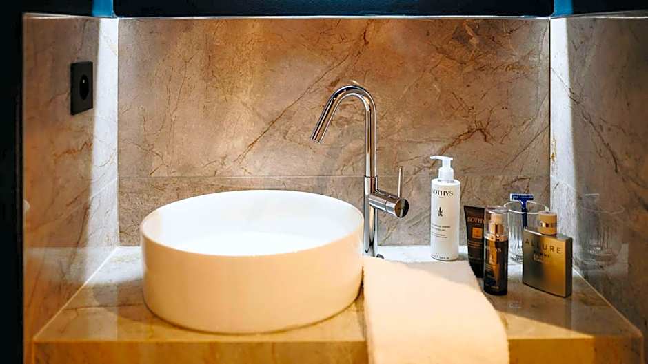 Keystone Hôtel & Spa