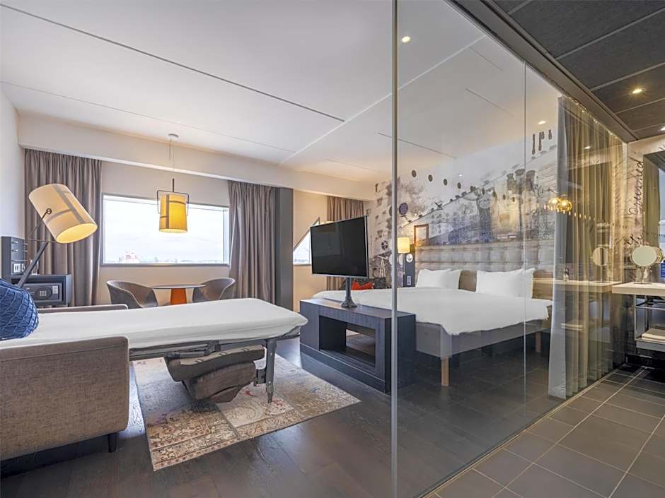 Radisson Blu Riverside Hotel
